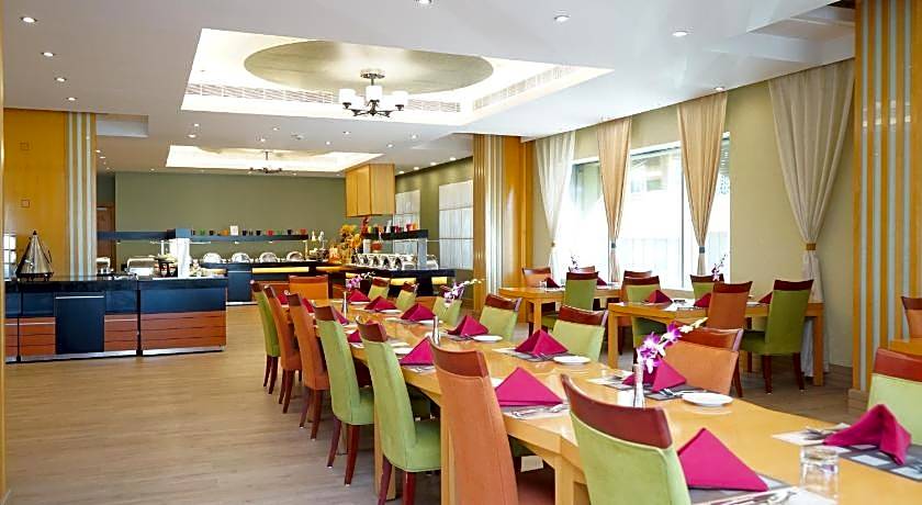 City Seasons Hotel Muscat