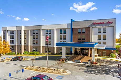 Hampton Inn By Hilton Winchester-North