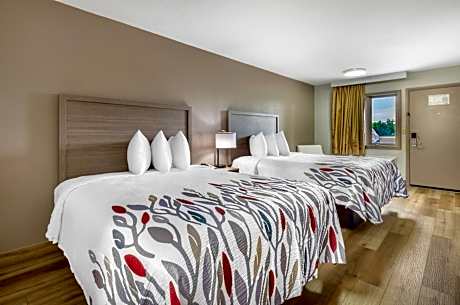 Superior Room with Two Queen Beds Smoking