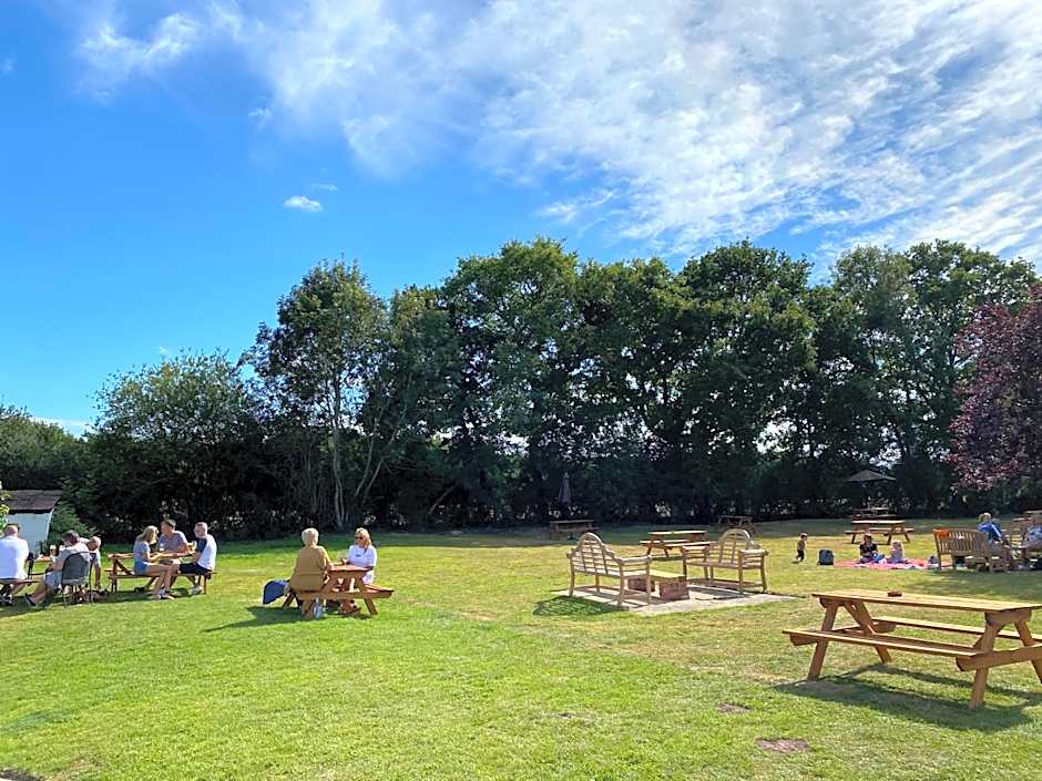 George & Dragon Country Pub & Hotel Wolverton Townsend