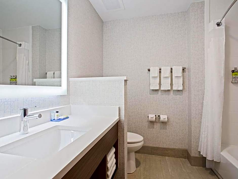 Holiday Inn Express & Suites Niceville - Eglin Area By IHG