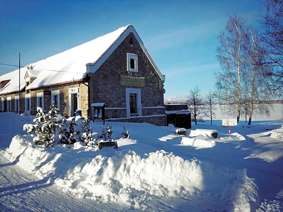 Hotel Jestřábí