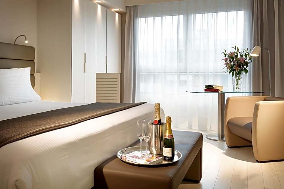 Eurostars Book Hotel