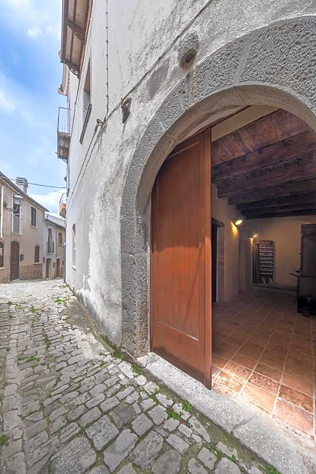 Albergo Diffuso Borgo La Terra