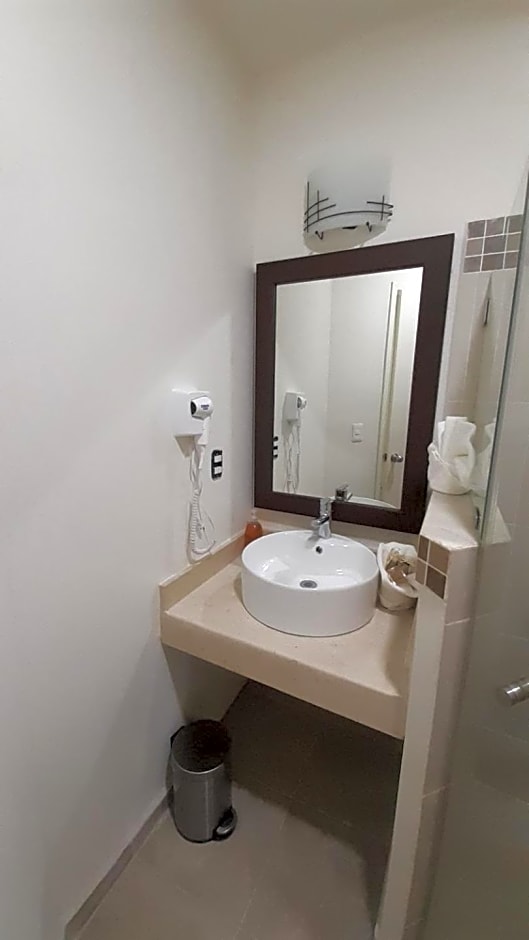 Hotel Real Del Mayab