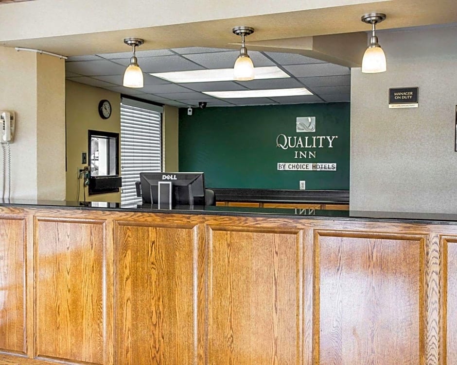 Quality Inn Manning I-95