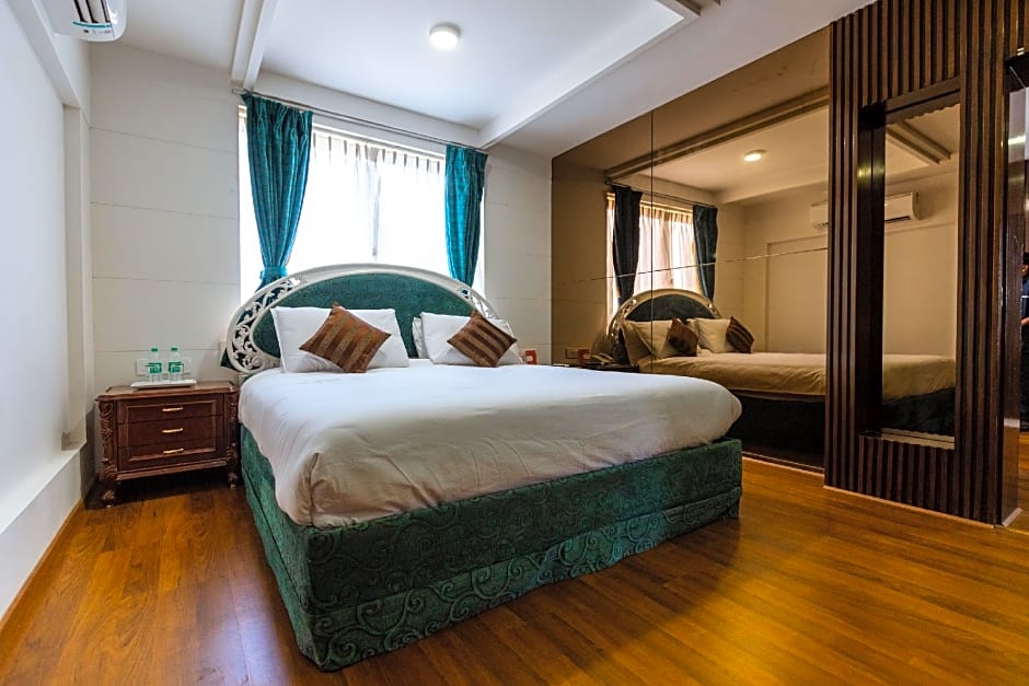 3 BY OYO Nami Residency Ahmedabad