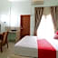 Hotel O Excellent Kost