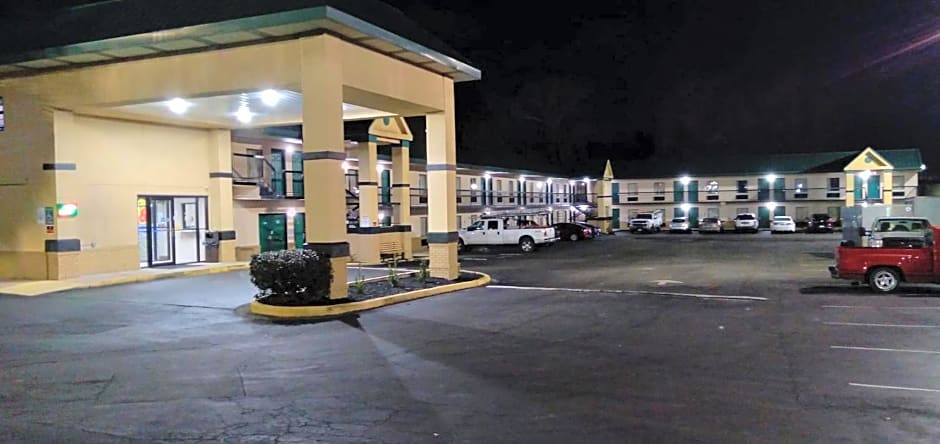 Super 8 by Wyndham Columbia