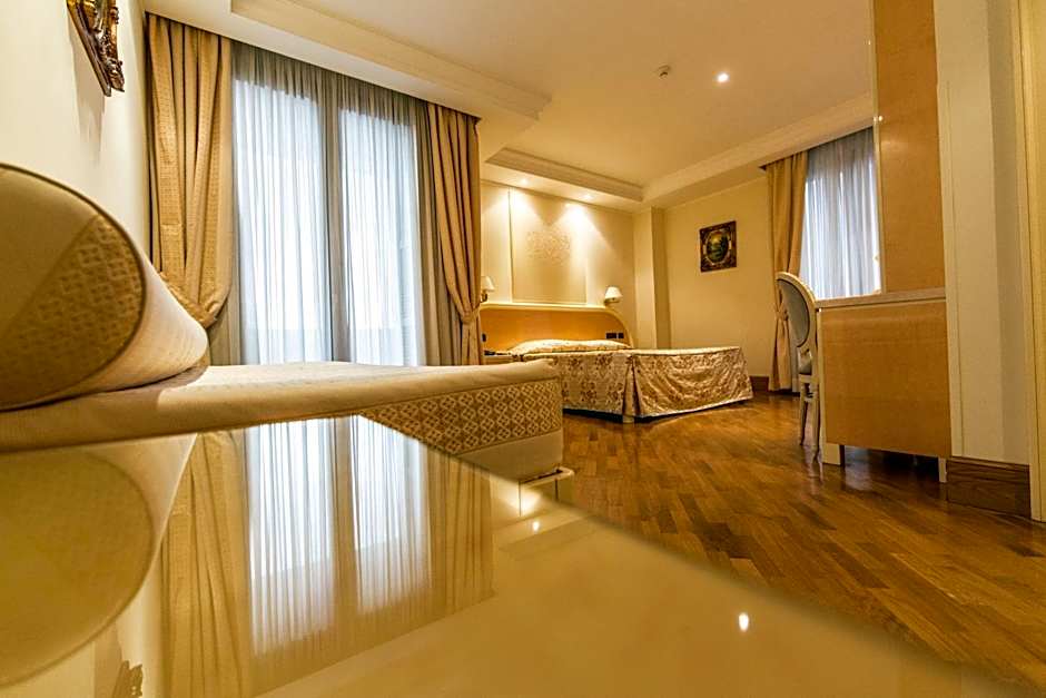 LH Hotel Domus Caesari