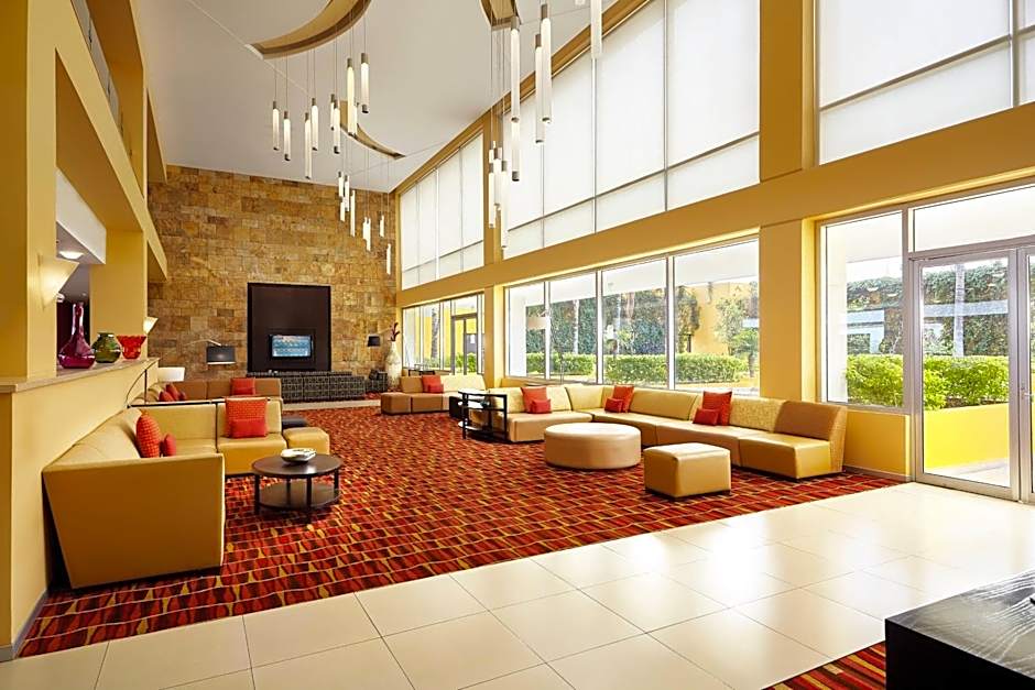 Courtyard by Marriott Leon at The Poliforum