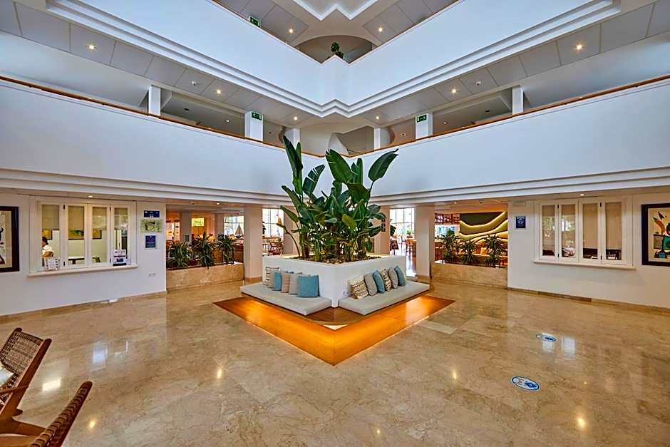 Aparthotel Ponent Mar