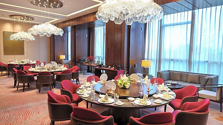 HUALUXE Xiamen Haicang Harbour View By IHG