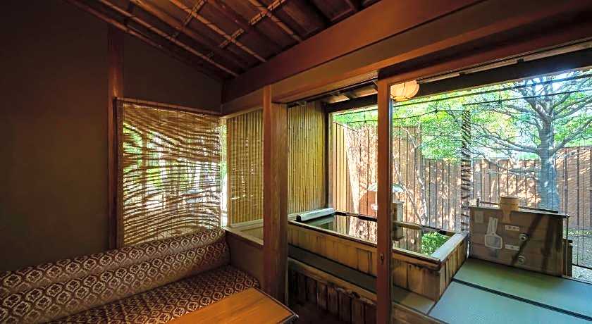 Tokiwa Hotel
