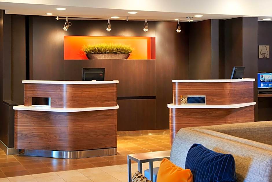 Courtyard By Marriott Toledo Maumee/Arrowhead
