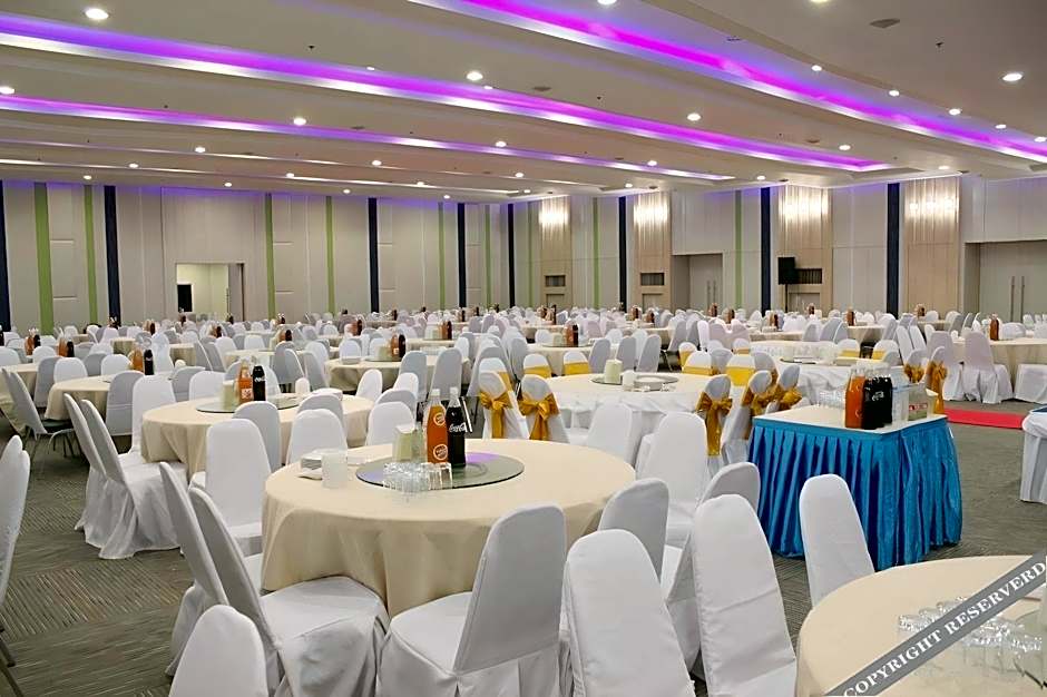 Prachuap Grand Hotel