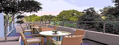 Hometel Chandigarh