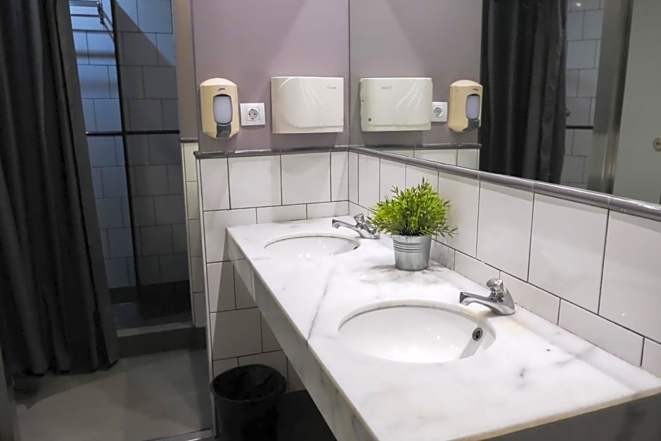HelloBCN Youth Hostel Barcelona