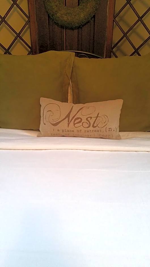 The Inn at Ragged Edge