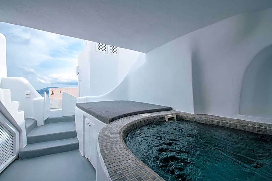 Virginia's Cave Villas