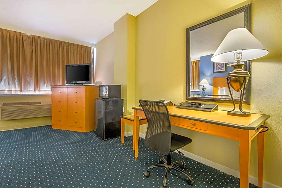 Inn at Lebanon - Hershey & Manheim area