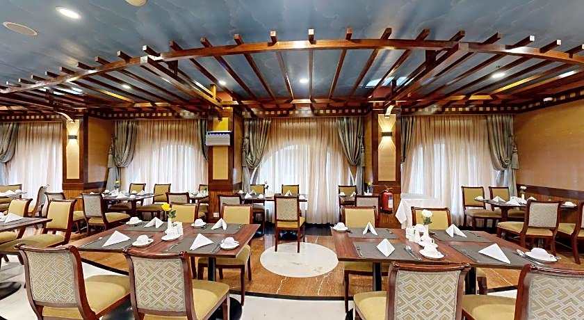 Al Muna Kareem Hotel