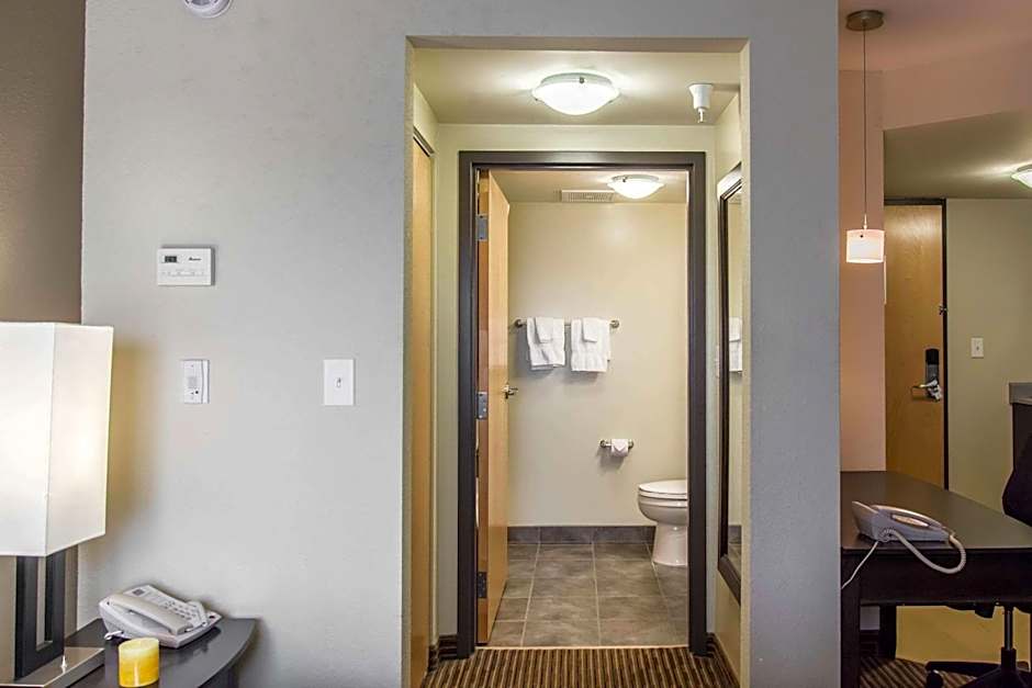 Mainstay Suites Winnipeg