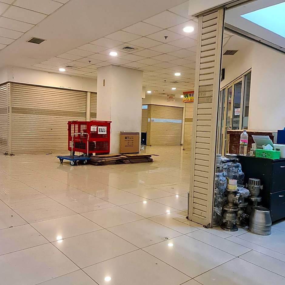 Rent House Center at Apartmen Mediterania by ZUZU