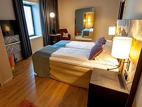 Standard Family Room