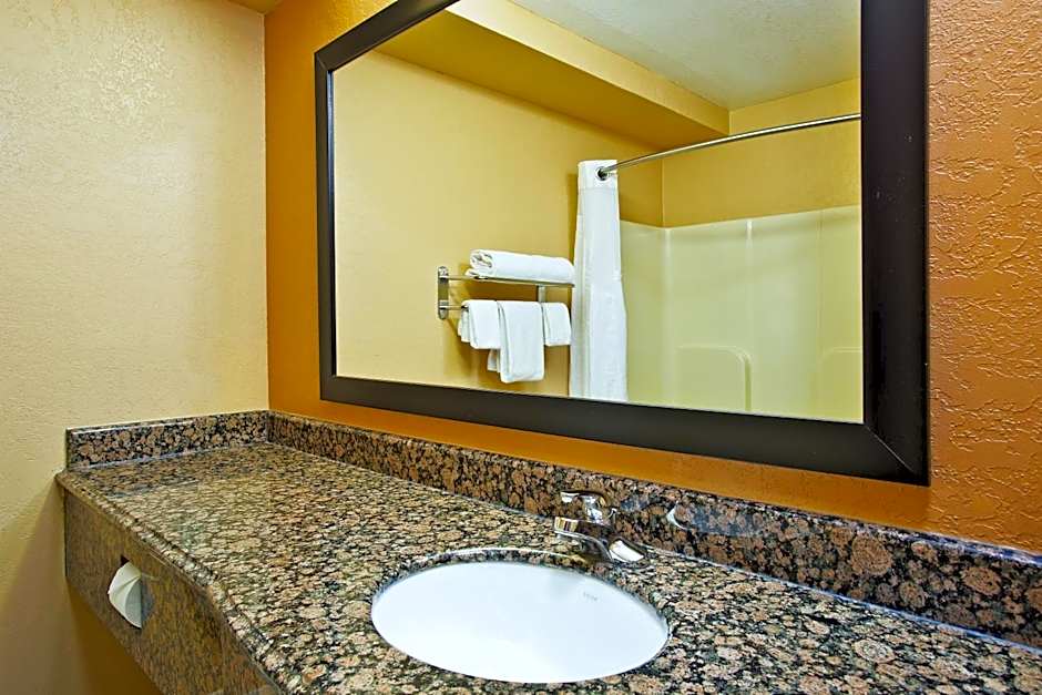 Holiday Inn Express Hotel & Suites Wabash By IHG