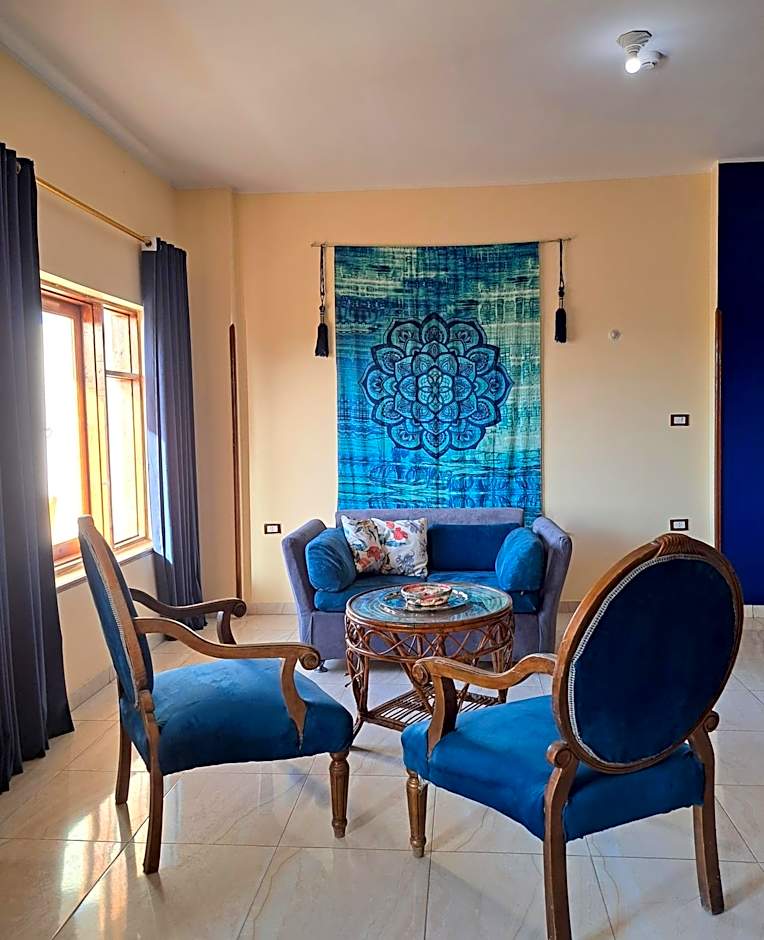 Thebes Hotel