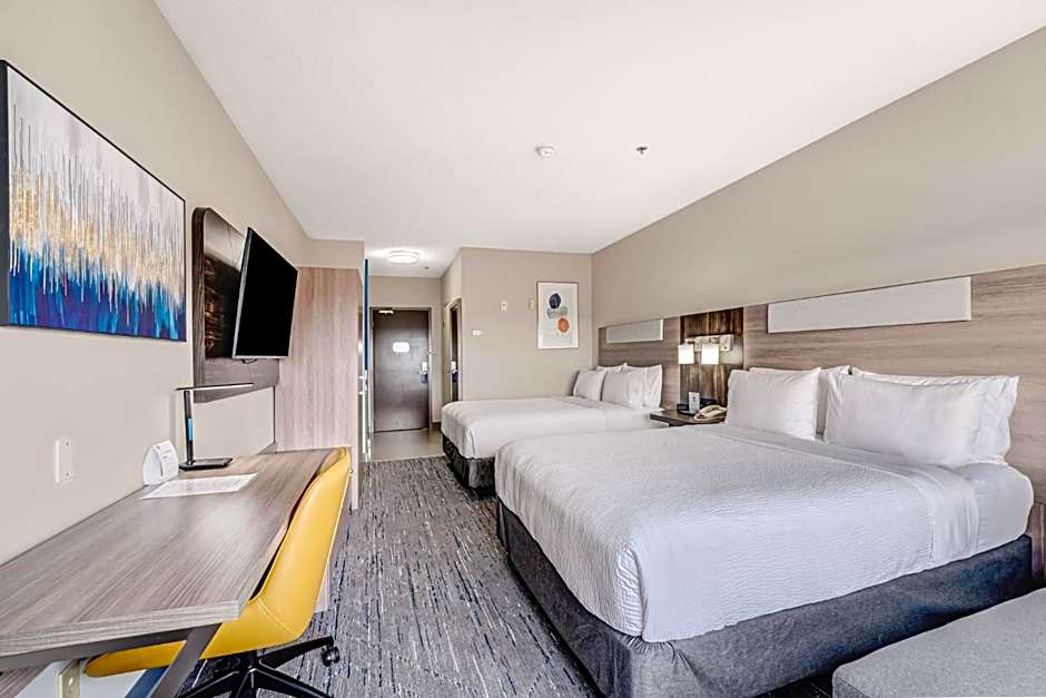 Photo 1 of 10 of Standard 2 Queen Beds
