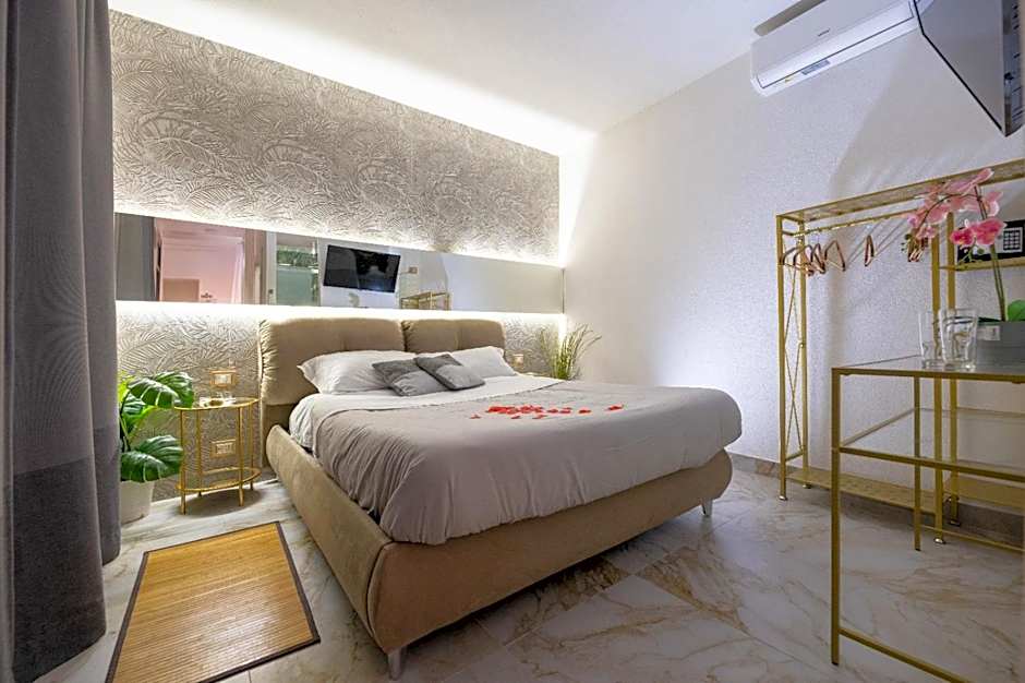 ETNEA 208 LUXURY JACUZZI SUITE Catania