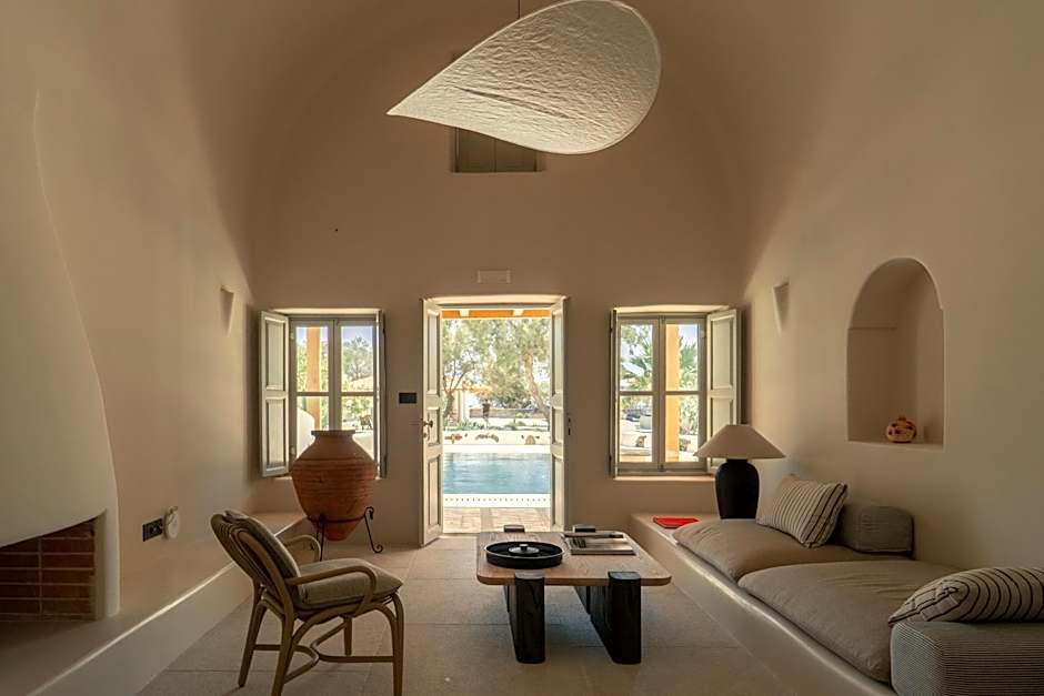 Black Rose Beach Suites