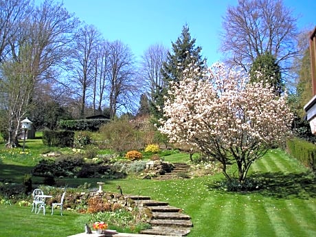 Chart House Bed and Breakfast