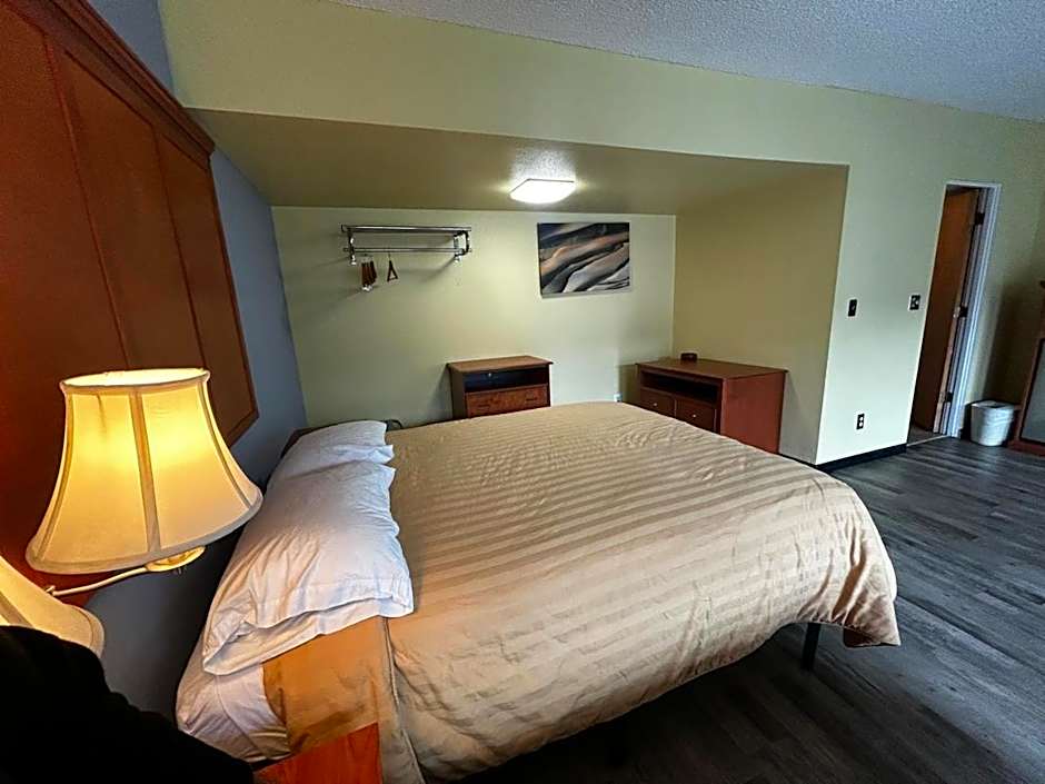 Travelers Inn by OYO Longview Kelso