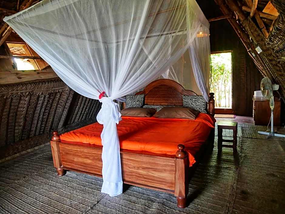 COCO REEF ECOLODGE