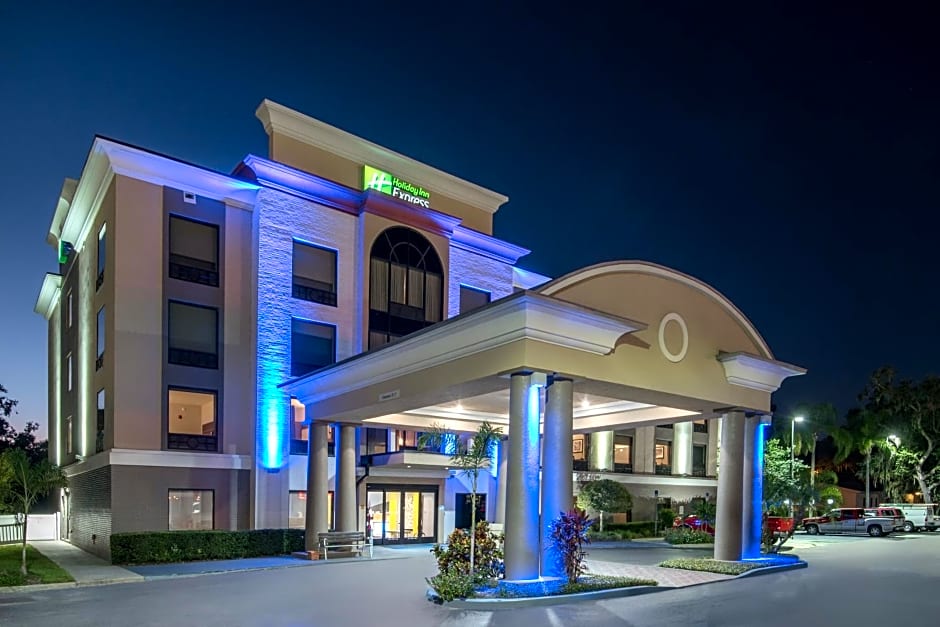 Holiday Inn Express Hotel & Suites Bartow