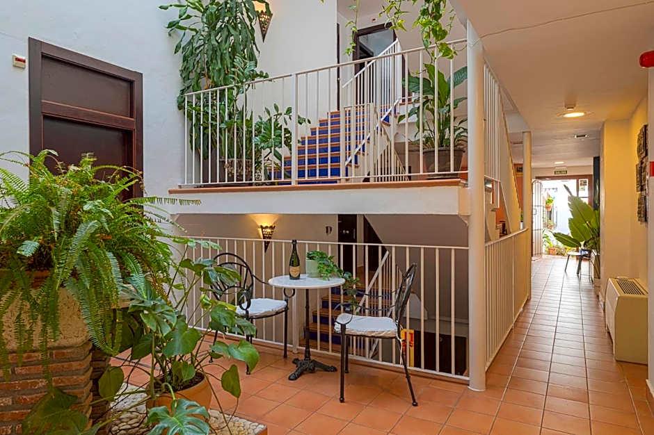 I AM La Posada Hotel and Apartment