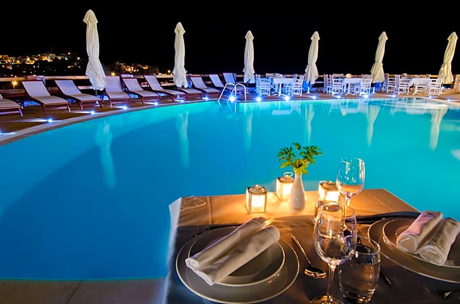 Aspalathras White Hotel