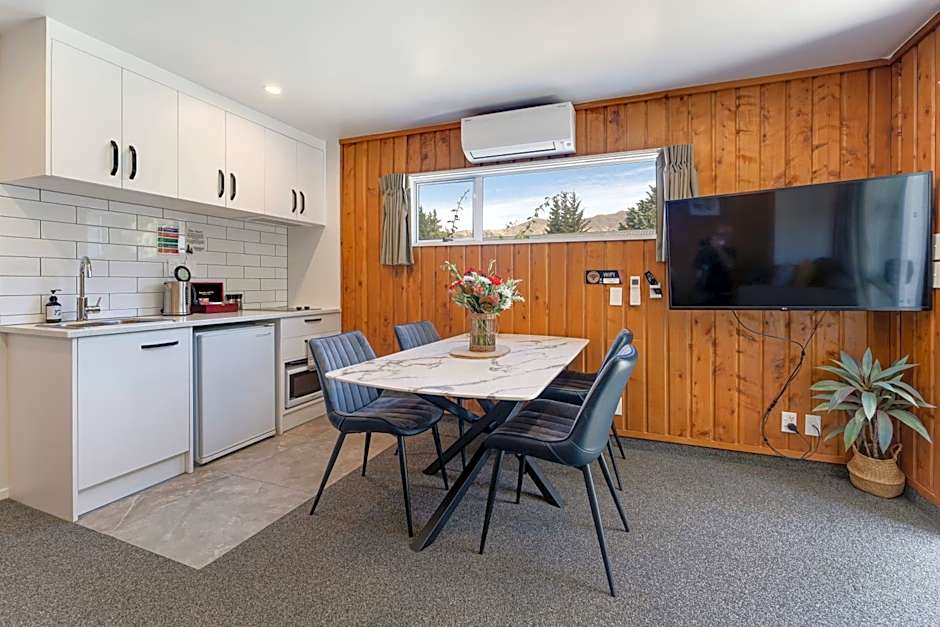 Archway Motels & Chalets