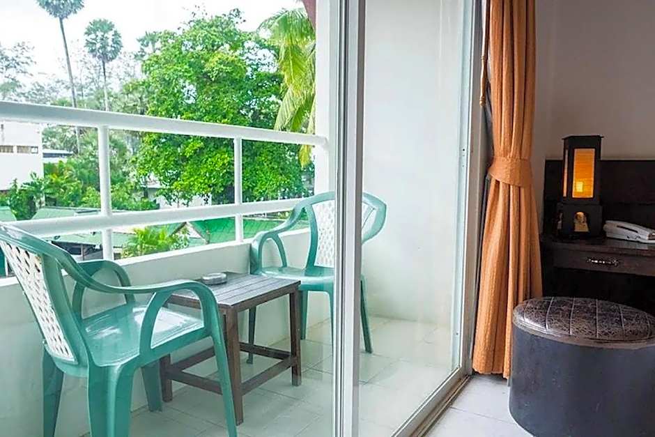 The Nice Patong Hotel