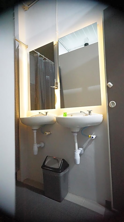 Lala Hostel – Banda Aceh, VA