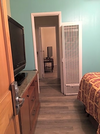 2 Bedroom Apartment (4 Adults)