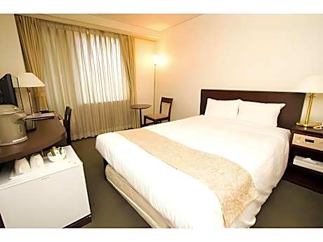 Standard Semi-Double Smoking