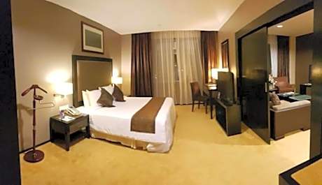Premier Suite