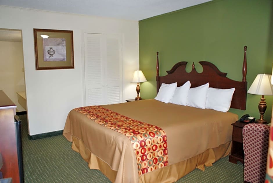 Americas Best Value Inn Fort Jackson