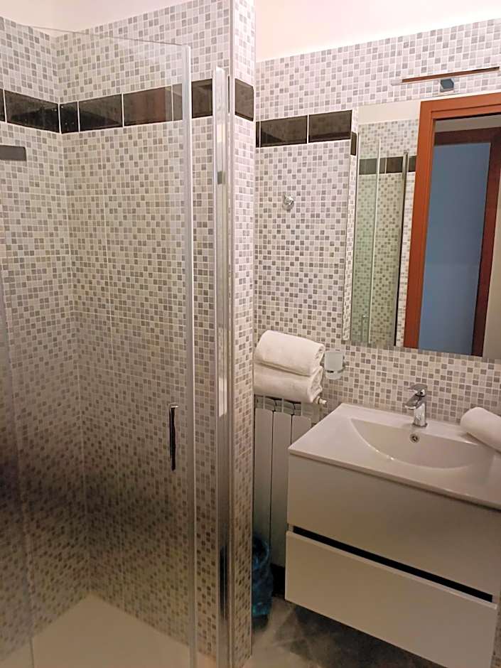 King Suite - Intera Suite vicino Aeroporto e Fiera di Roma