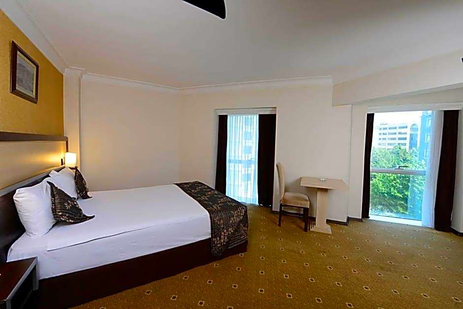Hotel Ismira