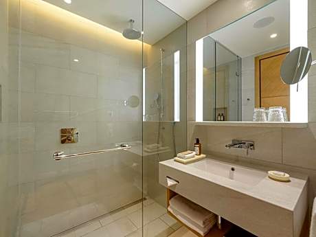 Classic Room With 1 King-Size Bed